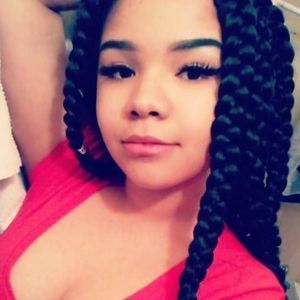 Meet your Posher, Savannah